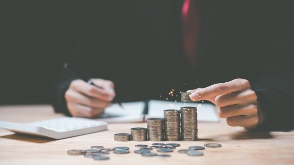 合法的股票配资平台 上市五年业绩“过山车”, 中泰证券60亿定增 “补血” 能否压实经营底座